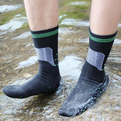 Off Memo Waterproof Knitted Crew Socks — Breathable & Comfortable (Black & Red, S/M/L)